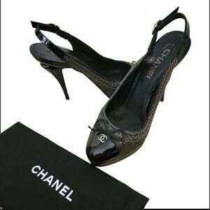 Chanel Vintage Platform Slingback Cap Toe Heels Logo CC Bow Leather 7 37.5 G2677